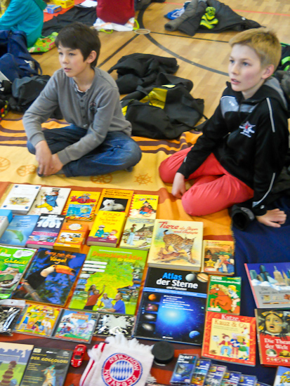 Bücher- und Spieleflohmarkt an der HOHENAU-Schule